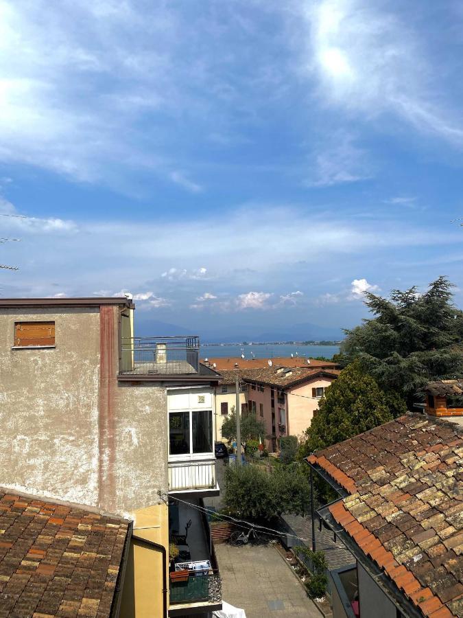 Antico Borgo Διαμέρισμα Ντεζεντσάνο ντελ Γκάρντα Εξωτερικό φωτογραφία